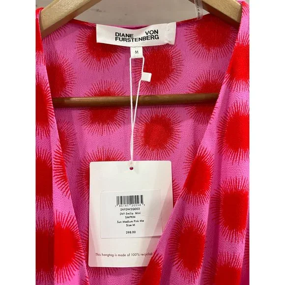 Diane Von Furstenburg DVF Emilia Mini Wrap Dress Size Medium in Pink Me Print - Picture 4 of 5